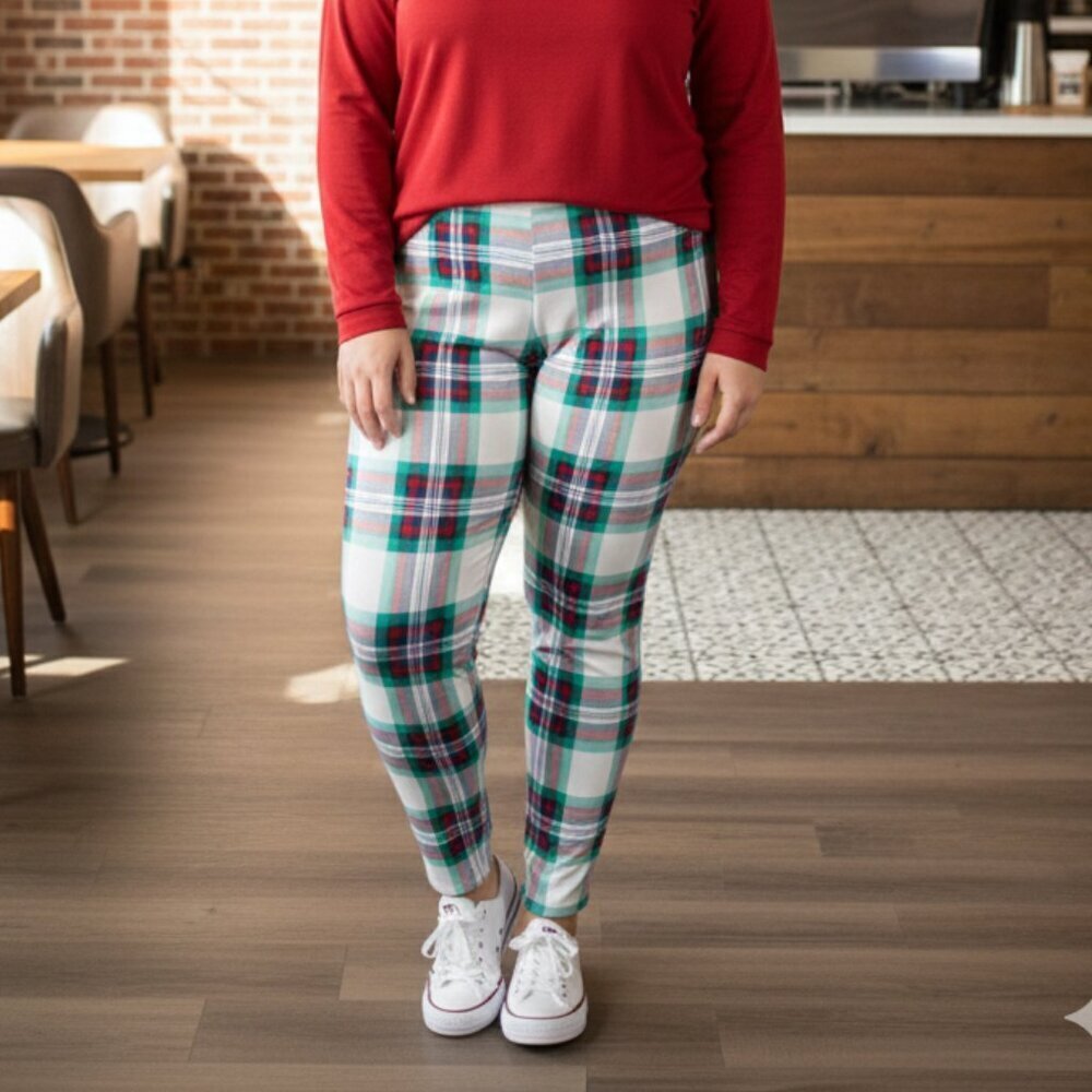 NWT Terra & Sky White Plaid Pull-On Jeggings Plus 2X (20W-22W)